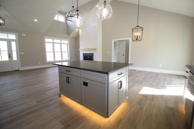 77 Salisbury Road, Mont Vernon, NH 03057