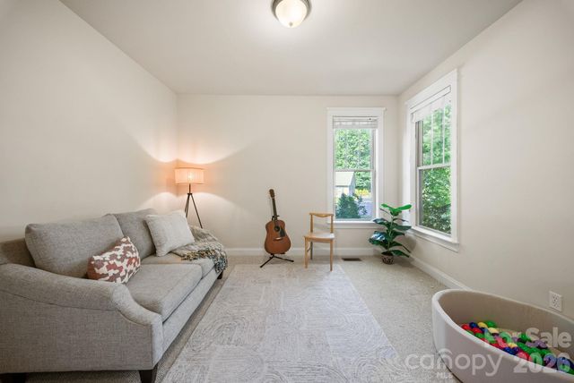 289 Fennel Dun Circle, Biltmore Lake, NC 28715