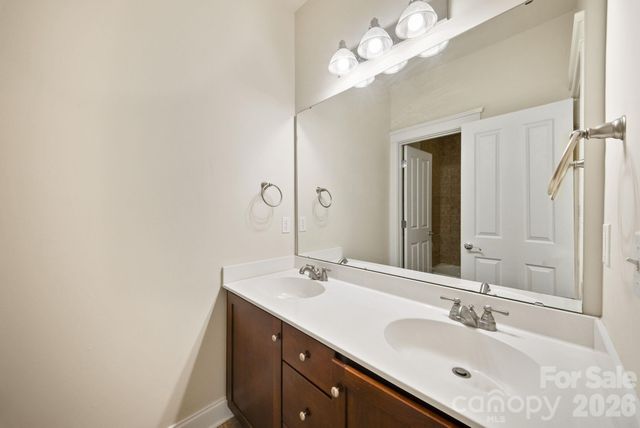 289 Fennel Dun Circle, Biltmore Lake, NC 28715