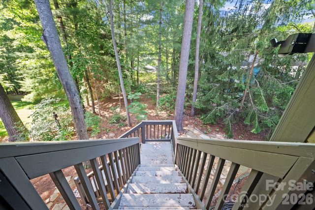 289 Fennel Dun Circle, Biltmore Lake, NC 28715