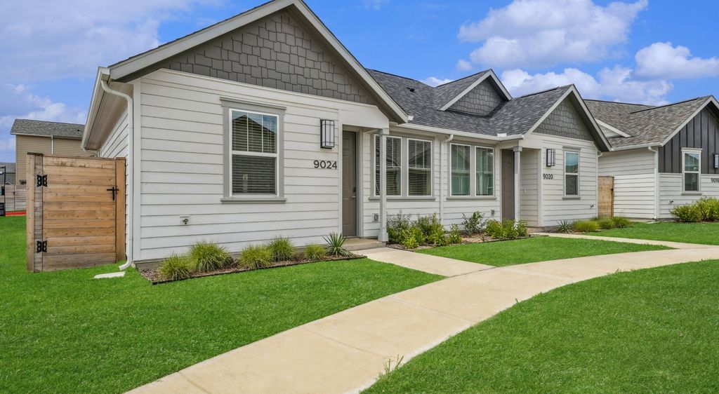 9000 lapis Avenue, Fort Worth, TX 76123