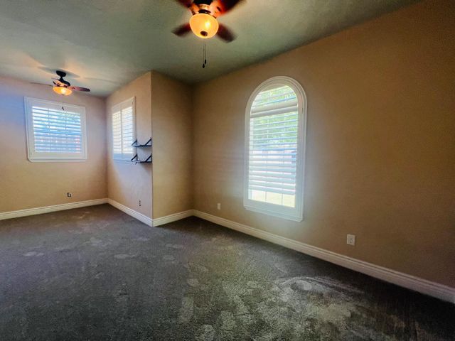 1629 College Ave, Modesto, CA 95350