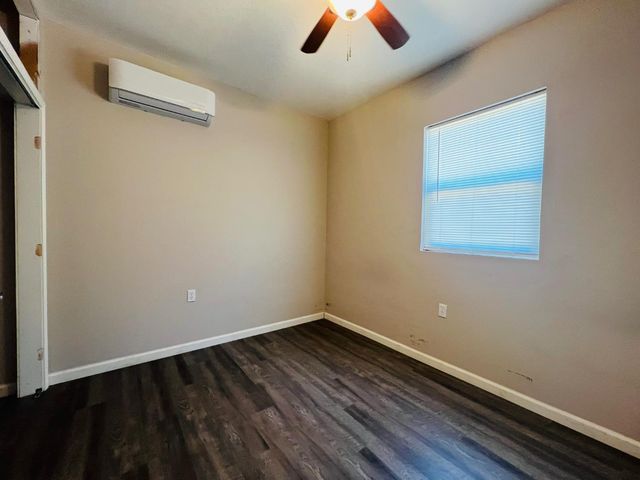 1629 College Ave, Modesto, CA 95350