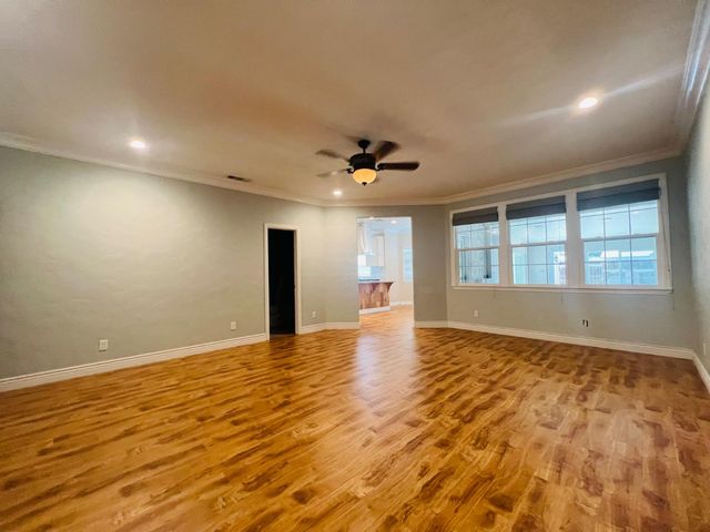 1629 College Ave, Modesto, CA 95350