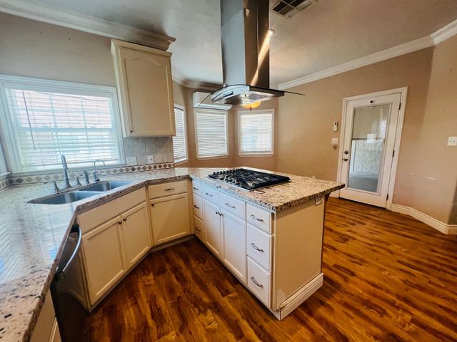 1629 College Ave, Modesto, CA 95350