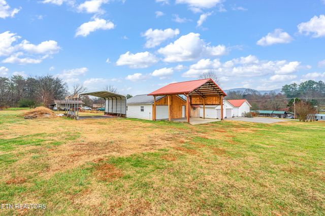 1037 Whites Mill Rd, Maryville, TN 37803