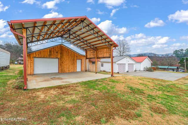 1037 Whites Mill Rd, Maryville, TN 37803