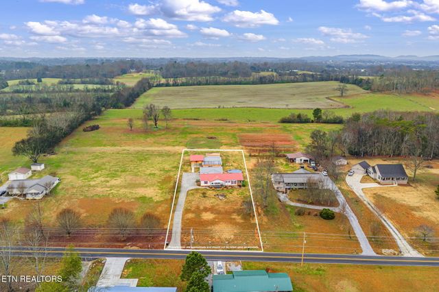 1037 Whites Mill Rd, Maryville, TN 37803