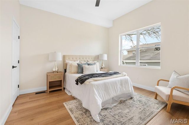 512 Broadway, Highland, IL 62249