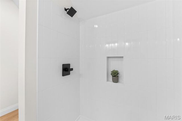 512 Broadway, Highland, IL 62249