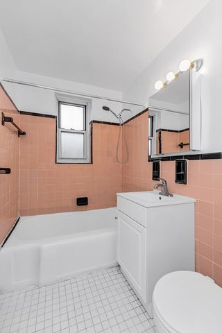 6707 Yellowstone Blvd Apt 5F, New York City, NY 11375