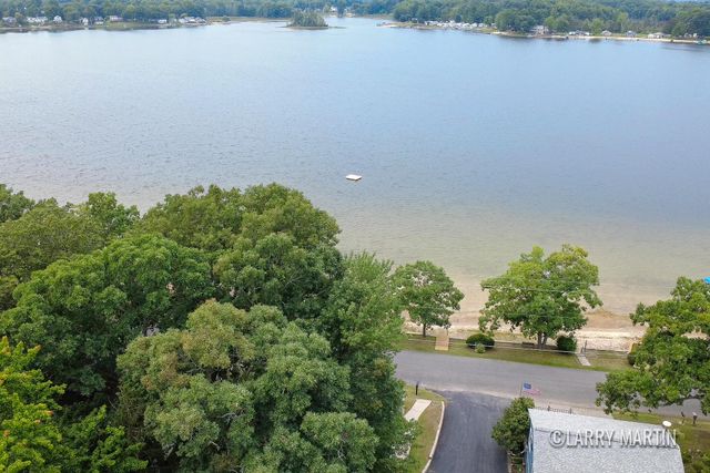 16510 Bass Lake Avenue NE, Gowen, MI 49326