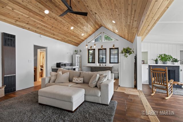 16510 Bass Lake Avenue NE, Gowen, MI 49326