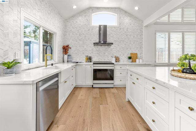 6427 Paseo Santa Maria, Pleasanton, CA 94566