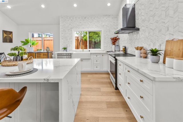 6427 Paseo Santa Maria, Pleasanton, CA 94566