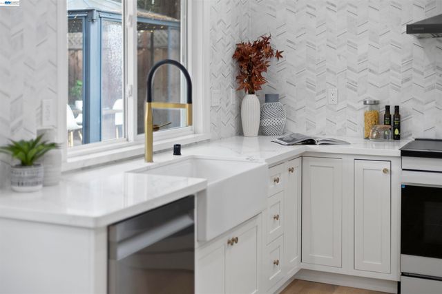 6427 Paseo Santa Maria, Pleasanton, CA 94566