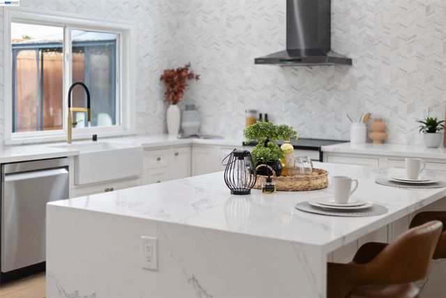 6427 Paseo Santa Maria, Pleasanton, CA 94566