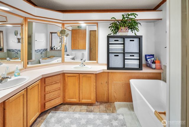 284 NE 18.8 Road, Soap Lake, WA 98851