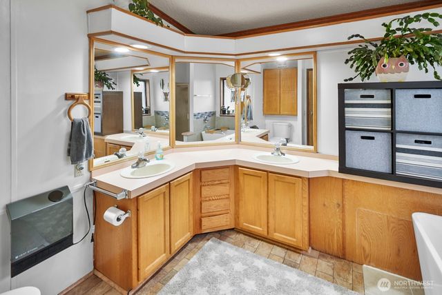 284 NE 18.8 Road, Soap Lake, WA 98851