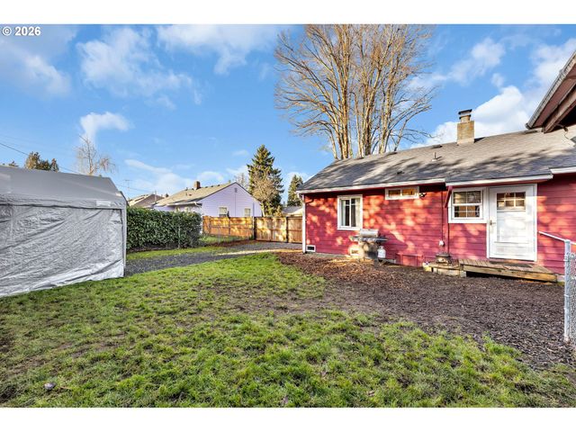 3109 E 28TH St, Vancouver, WA 98661