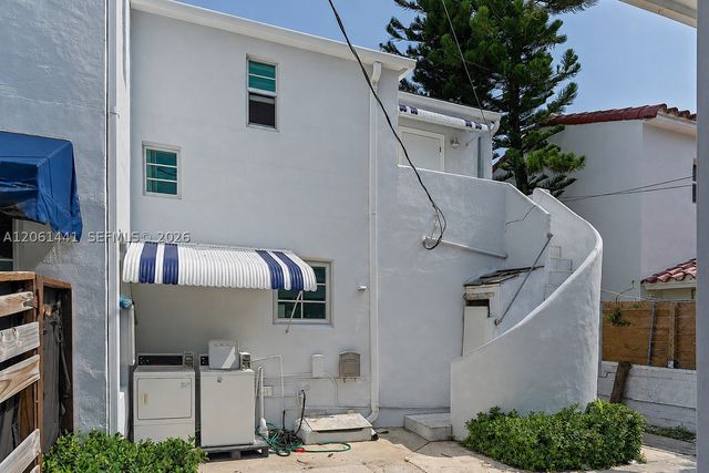 821 Espanola Way, Miami Beach, FL 33139