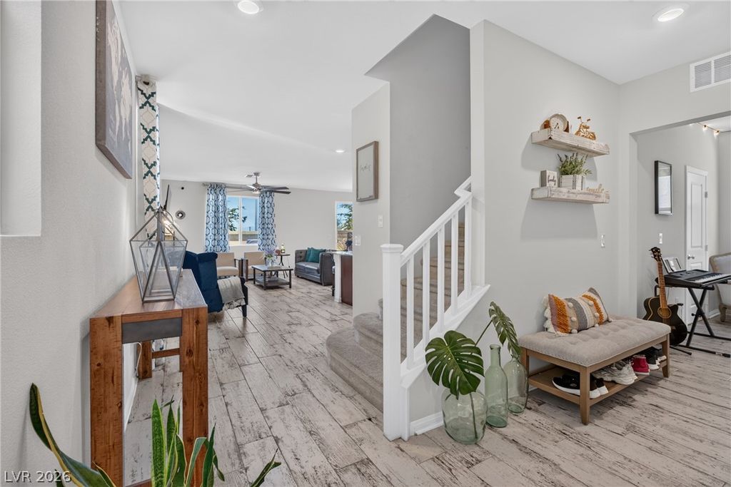 8432 Alder Rain Street, Las Vegas, NV 89113 — photo 2