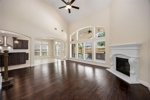 27611 Fleetwood Bend Lane, Katy, TX 77494