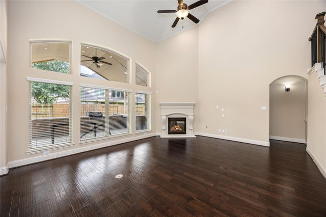 27611 Fleetwood Bend Lane, Katy, TX 77494