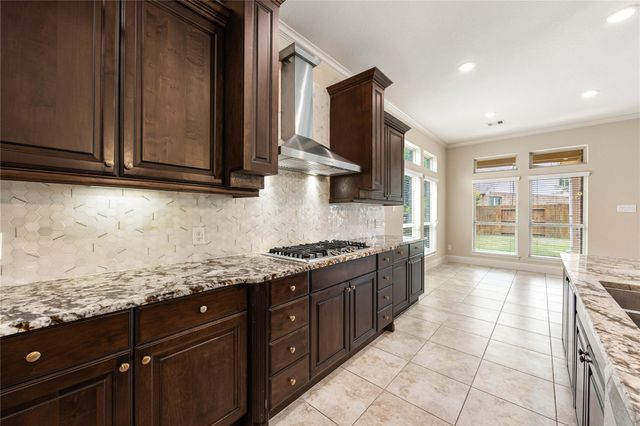 27611 Fleetwood Bend Lane, Katy, TX 77494