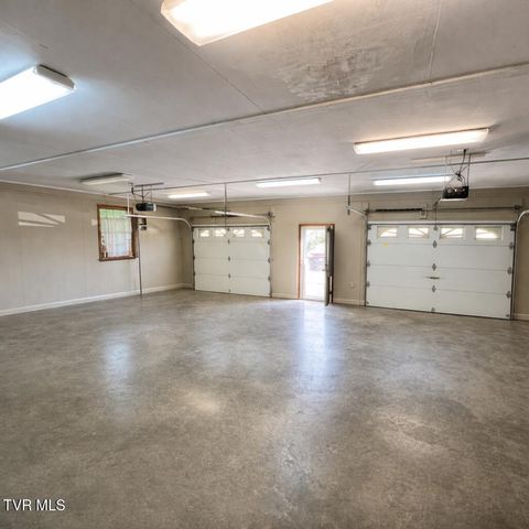 60 West School Street, Mosheim, TN 37818