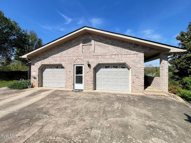 60 West School Street, Mosheim, TN 37818
