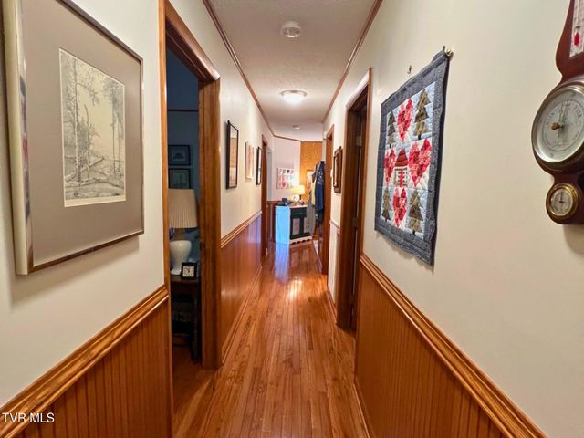 60 West School Street, Mosheim, TN 37818
