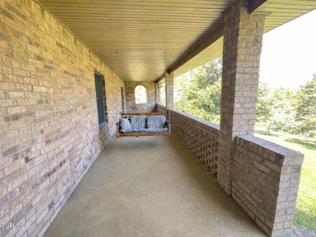 60 West School Street, Mosheim, TN 37818