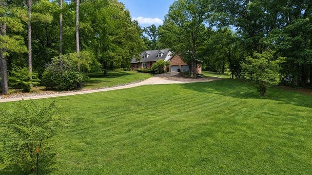 2307 Hamlin Dr, Paris, TN 38242