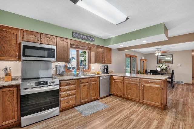 5822 Cimmarron Lane, Waterloo, IA 50701