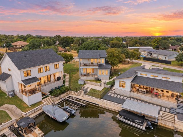 2201 Belaire DR, Granite Shoals, TX 78654