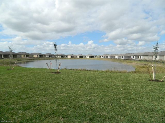3447 Menores WAY, Fort Myers, FL 33905