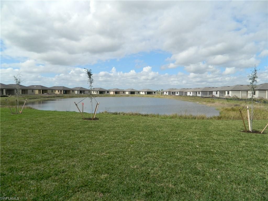 3447 Menores WAY, FORT MYERS, FL 33905 — photo 2