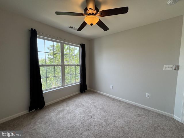 43414 NOTTINGHAM SQ, Ashburn, VA 20147