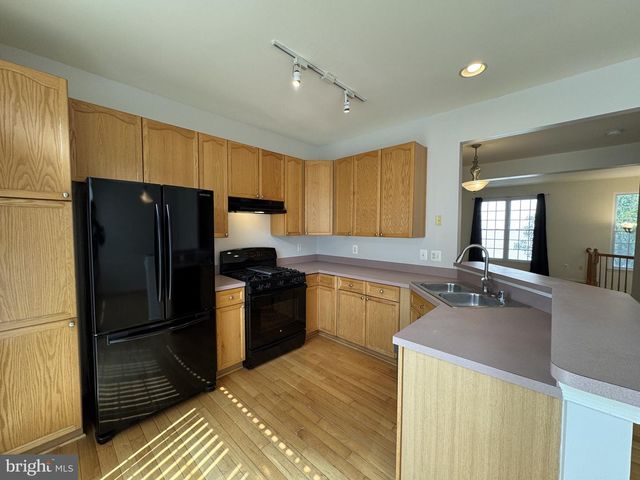 43414 NOTTINGHAM SQ, Ashburn, VA 20147