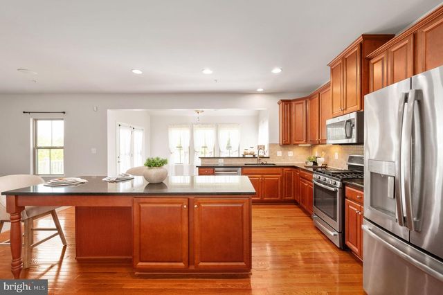 2505 SWEET CLOVER CT, Dumfries, VA 22026