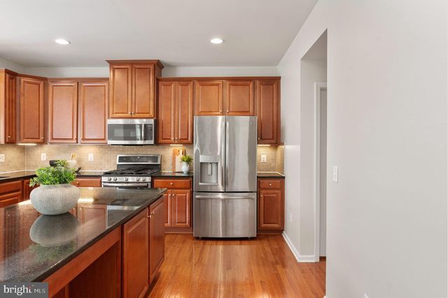 2505 SWEET CLOVER CT, Dumfries, VA 22026