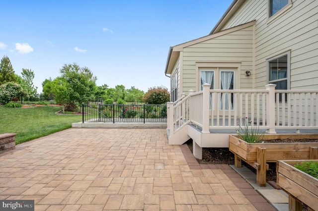 2505 SWEET CLOVER CT, Dumfries, VA 22026