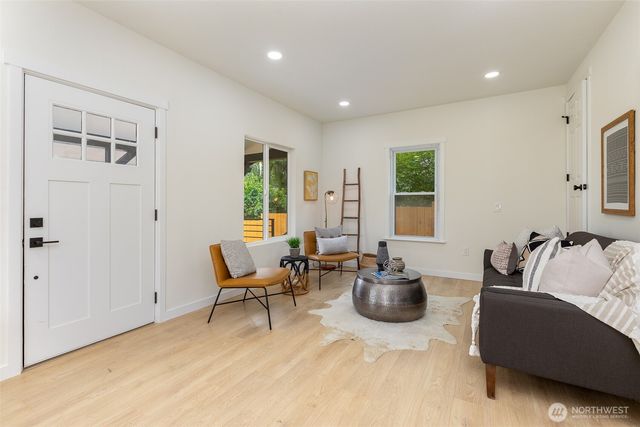 8416 Duncan Avenue S, Seattle, WA 98118