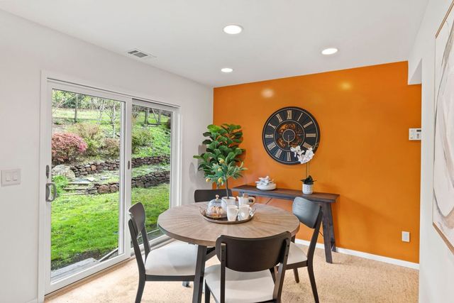 127 Devin Dr, Moraga, CA 94556