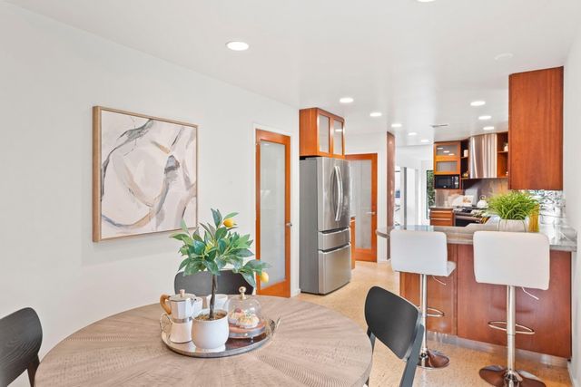 127 Devin Dr, Moraga, CA 94556