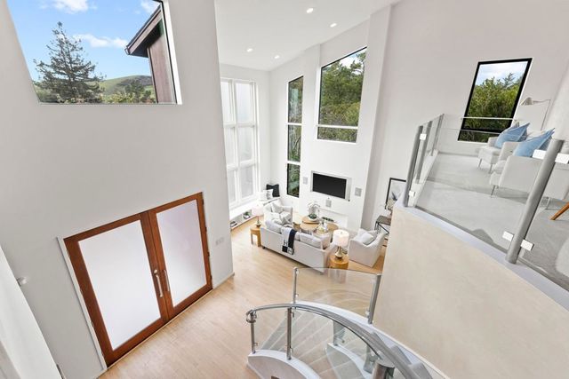 127 Devin Dr, Moraga, CA 94556