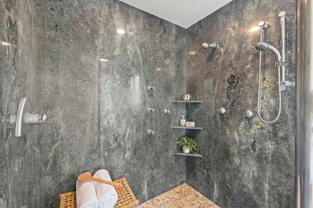 127 Devin Dr, Moraga, CA 94556