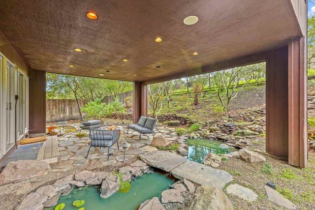 127 Devin Dr, Moraga, CA 94556