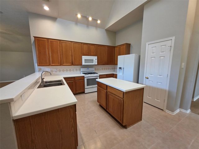 3116 Ravens Lake Circle, League City, TX 77573